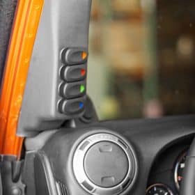 Βάση στήριξης διακοπτών για Wrangler JK στην κολώνα