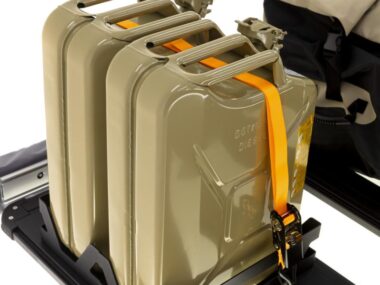 ΒΑΣΗ ΚΑΝΙΣΤΡΟΥ ΔΙΠΛΗ JERRY CAN MNT DBLE VERTICAL